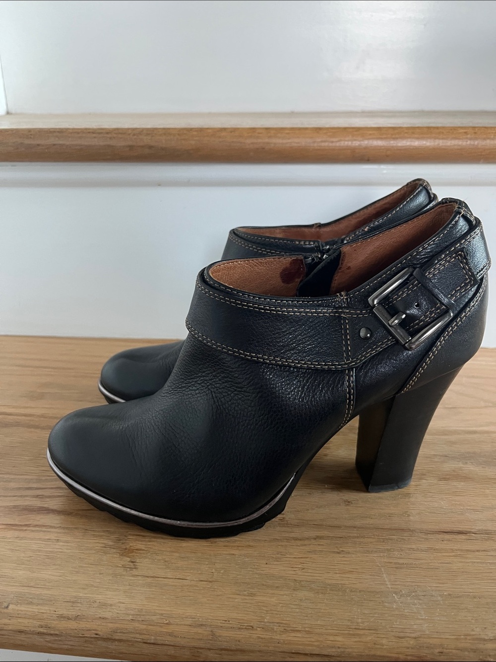 Sofft Black Leather Ankle Booties with Side Buckle - Picture 2 of 4